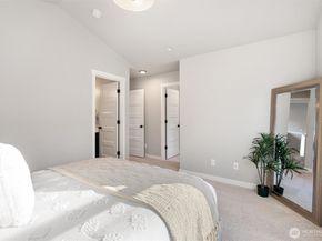 13717 Admiralty Way H7, Lynnwood WA 98087