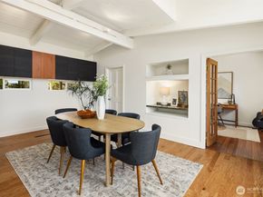 11059 SE 31st Street, Bellevue WA 98004