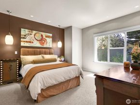 1434 108th Avenue NE, Bellevue WA 98004