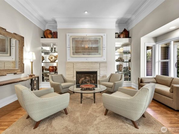 1434 108th Avenue NE, Bellevue WA 98004