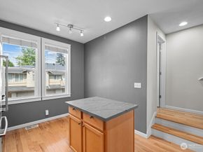 15325 SE 155th Place Q5, Renton WA 98058