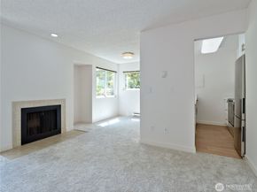 3015 127th Place SE N12, Bellevue WA 98005