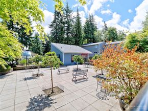 3015 127th Place SE N12, Bellevue WA 98005