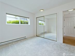 3015 127th Place SE N12, Bellevue WA 98005