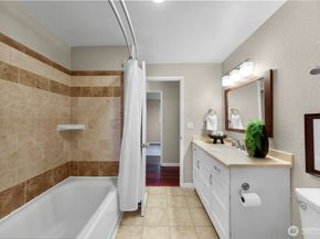 11126 159th Avenue NE, Redmond WA 98052