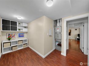 11126 159th Avenue NE, Redmond WA 98052