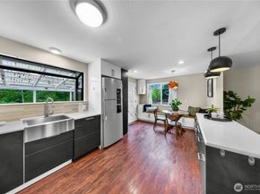 11126 159th Avenue NE, Redmond WA 98052