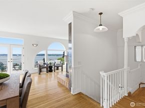 511 W Highland Drive, Seattle WA 98119