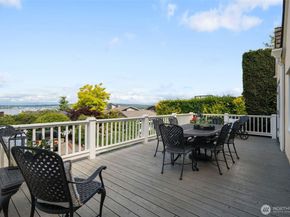 3824 48th Avenue NE, Seattle WA 98105