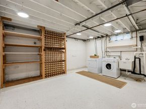3824 48th Avenue NE, Seattle WA 98105
