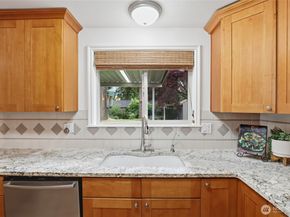 35626 13th Avenue SW, Federal Way WA 98023