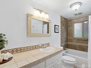 35626 13th Avenue SW, Federal Way WA 98023