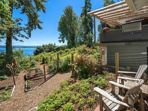 21206 SW Tramp Harbor Road, Vashon WA 98070