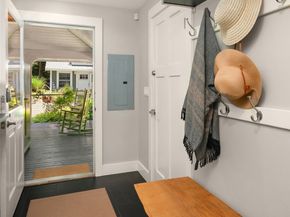 21206 SW Tramp Harbor Road, Vashon WA 98070