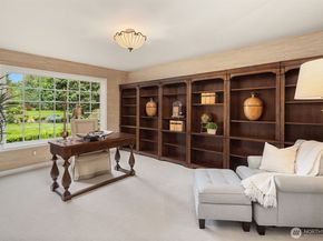 26207 NE 34th Street, Redmond WA 98053