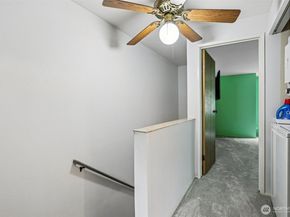 280 NW Newport Way B14, Issaquah WA 98027
