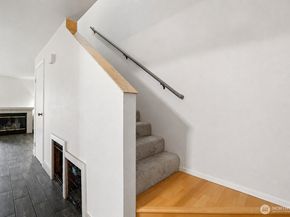 280 NW Newport Way B14, Issaquah WA 98027
