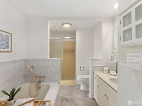 235 174th Place NE, Bellevue WA 98008