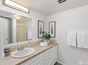 235 174th Place NE, Bellevue WA 98008