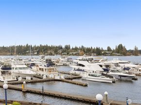 10618 NE 54th Lane, Kirkland WA 98033