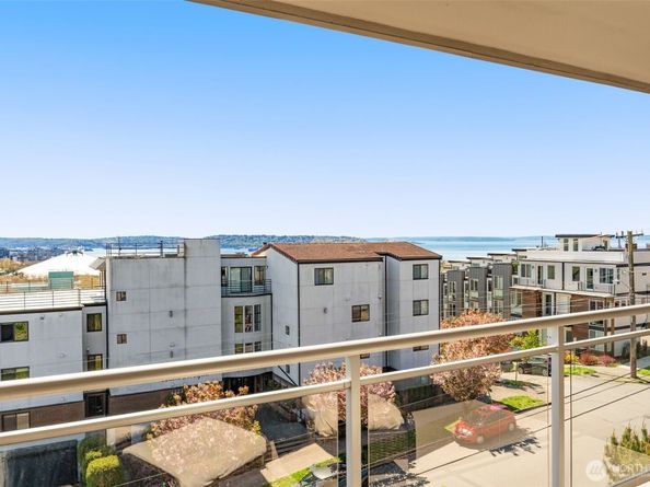 900 Warren Avenue N 302, Seattle WA 98109