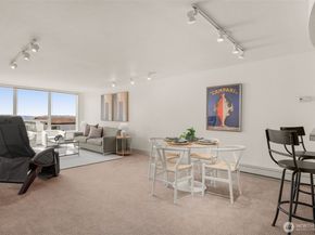 900 Warren Avenue N 302, Seattle WA 98109