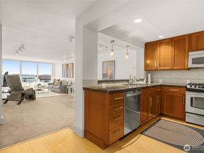 900 Warren Avenue N 302, Seattle WA 98109