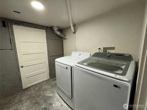 811 NE 66th Street, Seattle WA 98115