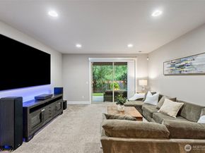3766 Monterey Court NE, Renton WA 98056