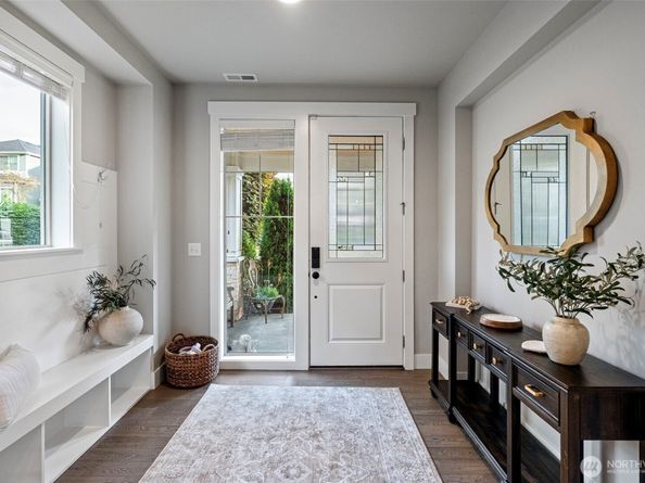 3766 Monterey Court NE, Renton WA 98056