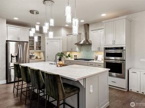 3766 Monterey Court NE, Renton WA 98056