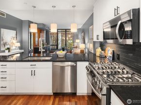 2716 Elliott Avenue 402, Seattle WA 98121