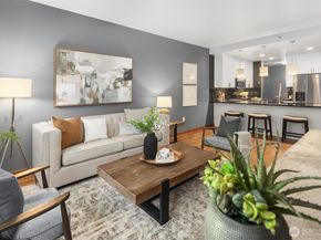 2716 Elliott Avenue 402, Seattle WA 98121