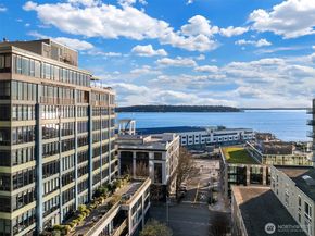 2716 Elliott Avenue 402, Seattle WA 98121
