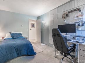 17515 151st Avenue SE 66, Renton WA 98058