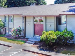 17515 151st Avenue SE 66, Renton WA 98058