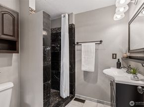 13741 SE 201st Street, Kent WA 98042