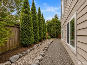 20212 83rd Place NE, Bothell WA 98028