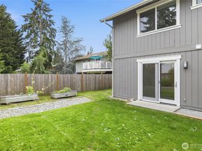 20426 73rd Place NE, Kenmore WA 98028