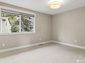 20426 73rd Place NE, Kenmore WA 98028