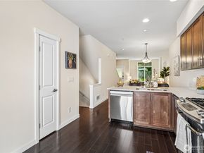 2107 NW Moraine Place, Issaquah WA 98027