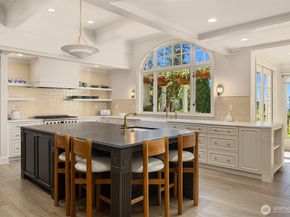 72 Olympic Drive NW, Shoreline WA 98177