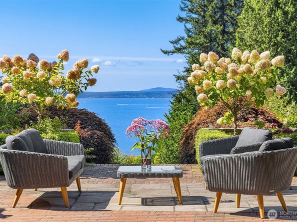 72 Olympic Drive NW, Shoreline WA 98177