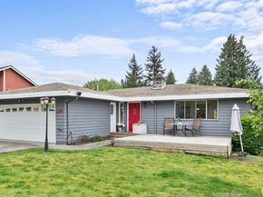 2001 NE 12th Street, Renton WA 98056