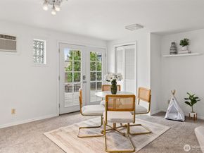2001 NE 12th Street, Renton WA 98056