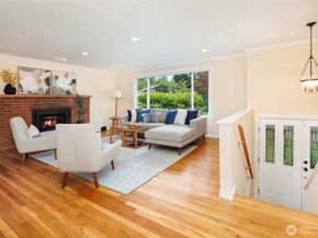 14101 Phinney Avenue N, Seattle WA 98133