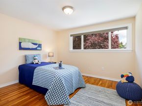 14101 Phinney Avenue N, Seattle WA 98133
