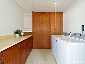10417 NE 142 Street, Kirkland WA 98034