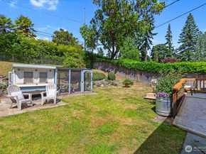 16237 10th Avenue NE, Shoreline WA 98155