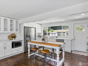 16237 10th Avenue NE, Shoreline WA 98155